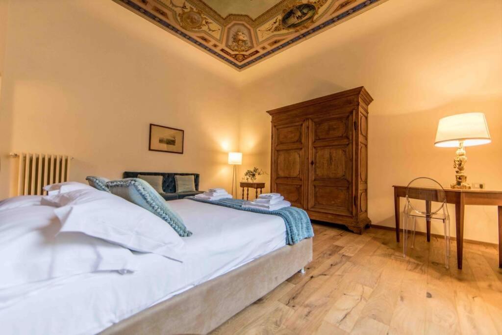 Irene's Mattonaia Apartment *